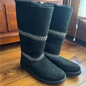 UGG Black Winter Boots with Patterned Trim